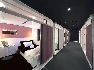 First Cabin Akihabara Showa-Dori Tōkyō Hôtel capsule