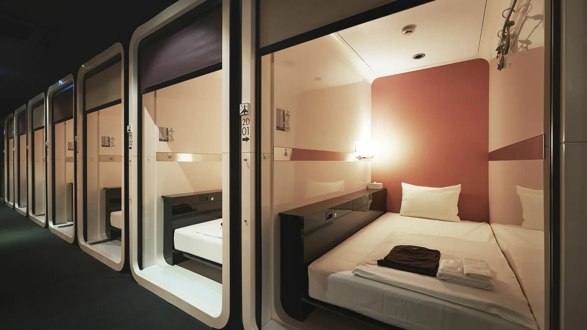 First Cabin Akihabara Showa-Dori Tōkyō Hôtel capsule