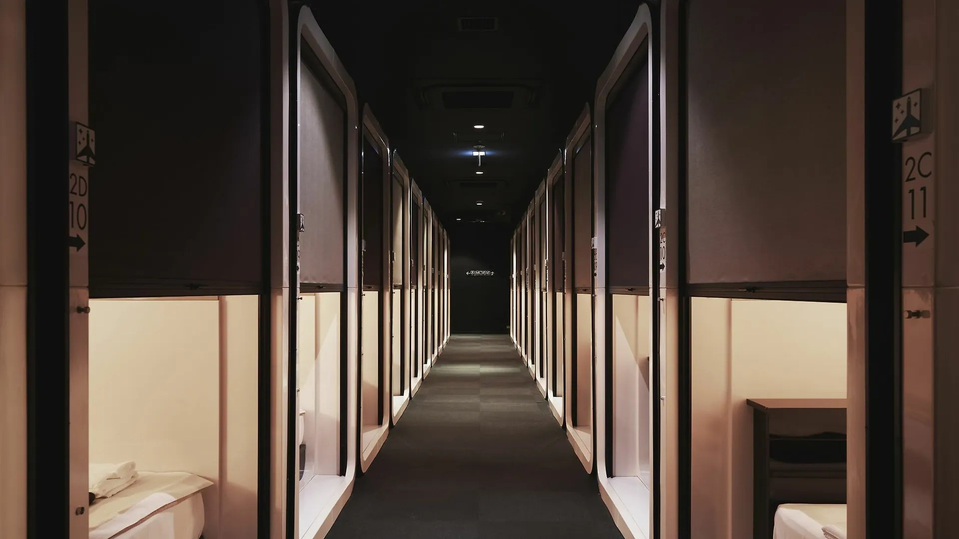 Hôtel capsule First Cabin Akihabara Showa-Dori Tōkyō Japon